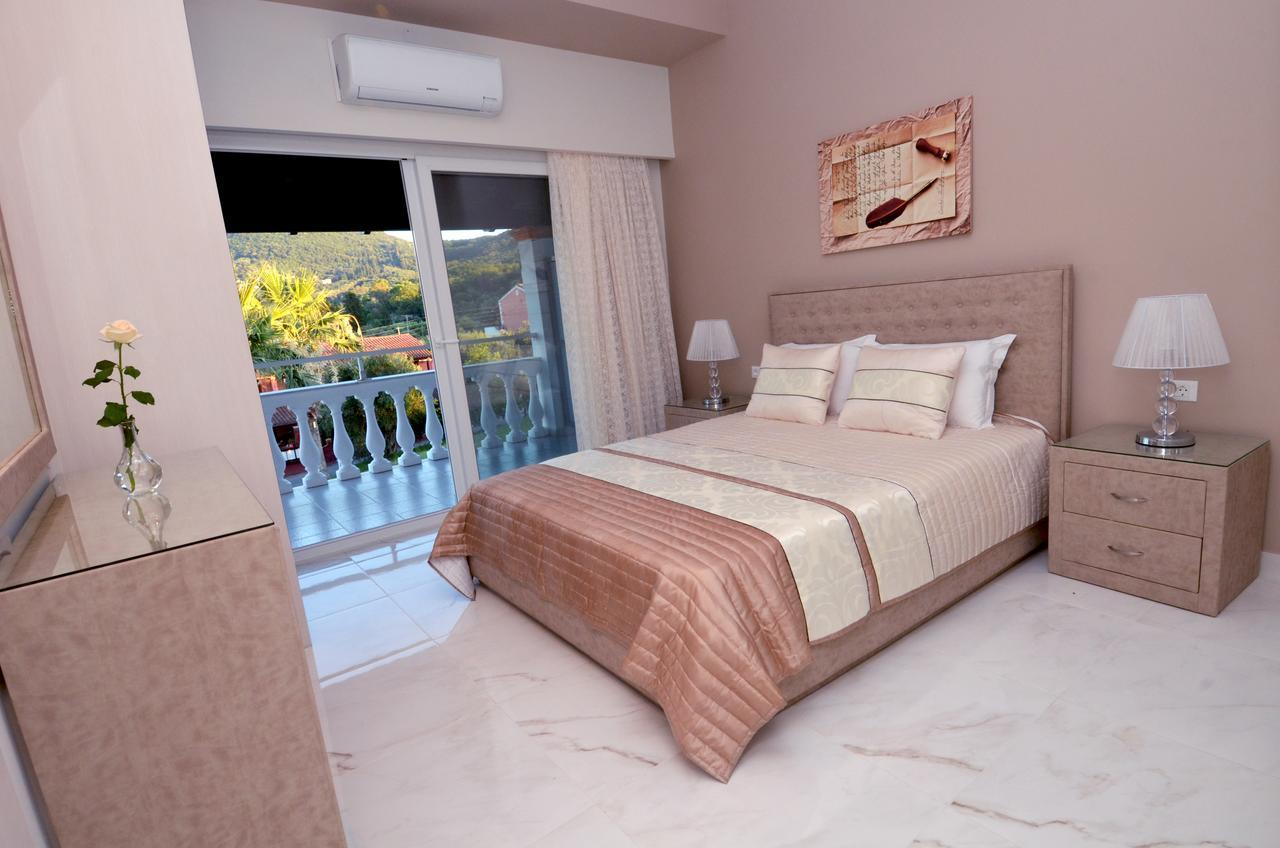 Stefanos Resort Mesongí Exterior foto